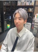 ブリーチカラー　ケアブリーチ　センターパート　メンズ　名駅