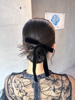 ブルーメ(Blume...)&nbsp;タイトシニヨン　　【 結婚式 お呼ばれヘア 】