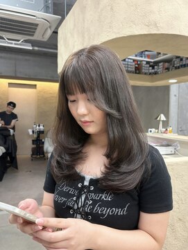ウリ 横浜(uli) 【NAGOMI指名】ブリーチなしでオリーブブラウン