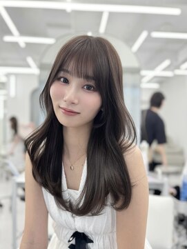 アマトウキョウスマートサロン(AMA TOKYO×Smart Salon) 韓国ヘア　2wayバング  レイヤーカット くびれヘア  顔周り