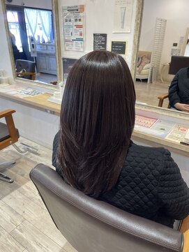 サロン ド マゼンタ(Salon de Magenta) レイヤーカット＋ブラウンカラー＋水素トリートメント