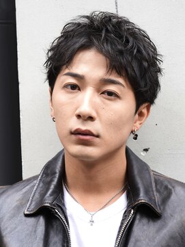 フィフス トウキョウ (fifth TOKYO) 渋谷ルーズパーマアップバングヘアメンズカットスパイキーパーマ