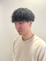 ロットオム 茅ヶ崎(Lot HOMME) メンズ/リバースセンターパート/ニュアンスパーマ/茅ヶ崎