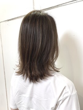 ニーフ 恵比寿(neaf) 外ハネレイヤー×ハイライトベージュ 市毛裕也