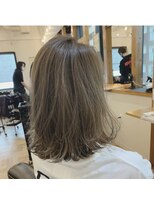 リル 塚口(LiL)&nbsp;グレージュカラー☆ism