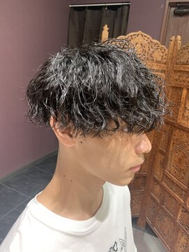 ラビリンスノーブル(Labyrinth noble) 平行マッシュ縦落ちパーマ