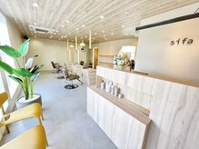 アグ ヘアー シーファ 石巻さくら町店(Agu hair sifa)