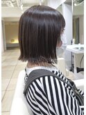 外ハネボブ　ミニボブ　ベージュカラー