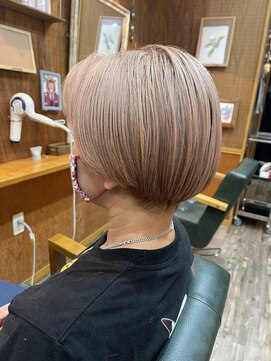 ヘアーサロン アトリエ(Hair salon ATORIE) ショートボブブリーチカラーシフォンベージュ