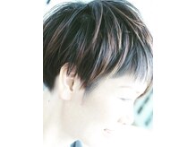 インスティチュート ケラスターゼ by トニータナカステュディオ