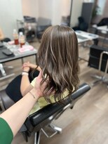 ヴィフ 大船(VIF)&nbsp;ハイライトケアブリーチマチルダボブピンクベージュグレージュ