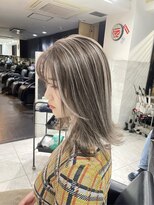 ブレンド 渋谷(BLend)&nbsp;ハイライトカラーマチルダボブインナーグレージュ前髪