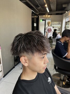 アイズ 海老名(AIZU) ツイストスパイラルパーマ　ツイストパーマ　スパイラルパーマ