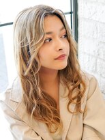 ドーチェ 茨木店(DOCHE)&nbsp;ブロンドハイトーン×センターパート