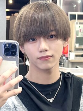 アイトーキョーリタ 渋谷(AI TOKYO Rita) ［渋谷/渋谷駅/インナーカラー/ハイライト/ケアブリーチ］  16