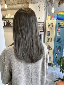 ボルタノット(volta∞knot) 暗髪×シルバーグレージュ