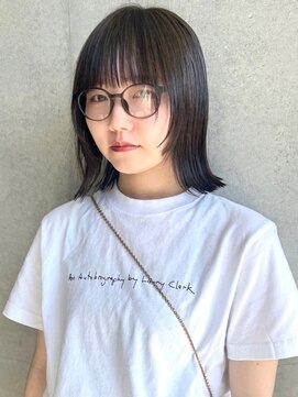 セル(CELL) 外ハネボブ　切りっぱなし　顔周りレイヤー　暗髪カラー