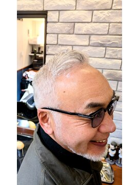 ヒトイキエストイチキューゴーゴー(Hitoiki EST.1955) Dandyショート