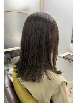 エレノア 自由が丘店(Eleanor) 切りっぱなし　×  ミディ　× オリーブカラー