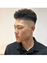 ジェントル(GENTLE) 男らしさを上げる大人オールバック/フェードカット