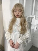 ハイトーンケアブリーチホワイトブロンドカラーロング