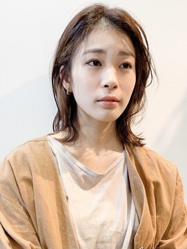 ハナレ(hanare) ウルフボブ/ノーバング/ニュアンスカール/シルキーベージュ/清須