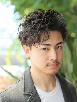 フローリッシュ(flourish)の写真/実力派スタイリストの似合わせテクニックで理想をカタチに!全て計算し尽くされたデザインで印象を変える。