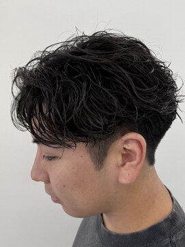 ビカムメンズヘアー 栄店(become men's hair) 大人ルーズシャドウパーマセンターパート刈り上げ名古屋栄メンズ