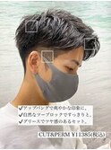 黒髪ツーブロックショート爽やかアップバングビジネススタイル