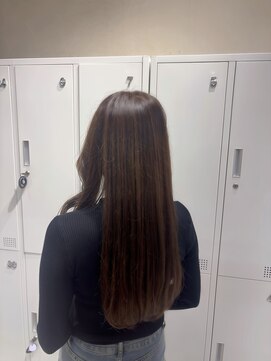 オリーブブラウン