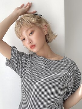 トロワ 高崎(TROIS.) クリーミーブロンド