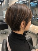 ショート/ボブ/ハイライト/インナーカラー/白髪ぼかし/銀座駅