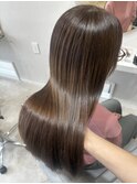 津市ロングレイヤーカットハッシュカット透明感カラー重めロング