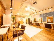 アグ ヘアー ガーデン2 舞鶴店(Agu hair garden2)の雰囲気（姉妹店のatena西新店も2016年12月OPEN!!予約殺到の人気店。）