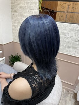ルーラ(Rula) ラピスブルーウルフ