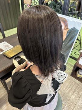 マイ ヘア デザイン 岡崎(MY hair design) 斜めバング/グレージュカラー/シルキーベージュ/岡崎