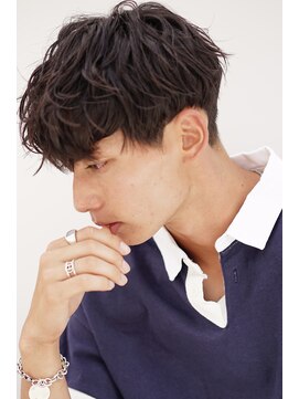 シェーン 仙台駅広瀬通店(schon) ツーブロック刈り上げショート×ツイストスパイラル