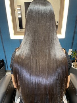 スティルエレ(STILL ere) 【ホリスティック美髪矯正】