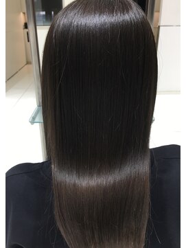 リリ(RiRi) 艶　縮毛矯正