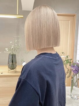 ローレン(LOREN) ミルクティーベージュぷつっとボブケアブリーチ 梅田