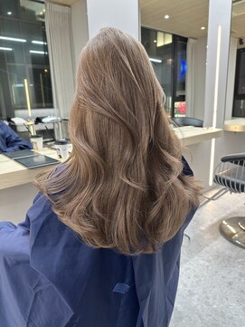天神美容室 [天神/ブリーチ/ダブルカラー/髪質改善/ミルクティー/学割U24]