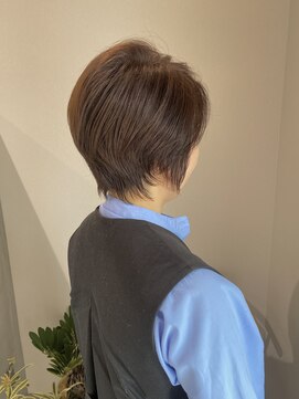 シスイ(sisui) 綺麗めショート