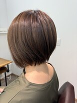 ビプラス(viplus)&nbsp;前下がりショートボブ×ナチュラルアッシュ