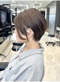 40代50代60代耳かけショート前髪なしハンサムショート白髪ぼかし