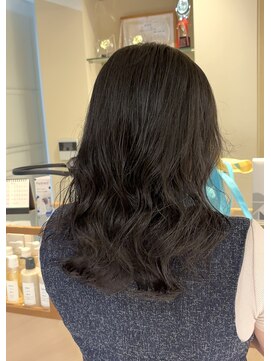 シアン 栄店(CYAN.) モヤモヤ毛もさよなら！巻かずに可愛い巻き髪風パーマ