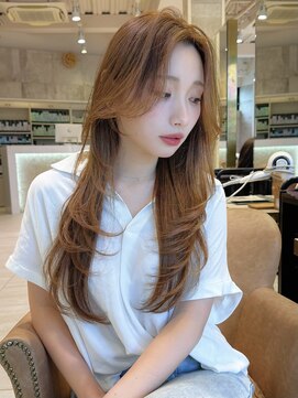 グランド(GRAND) セミロング30代40代ストレートレイヤー前髪なし前髪あり表参道