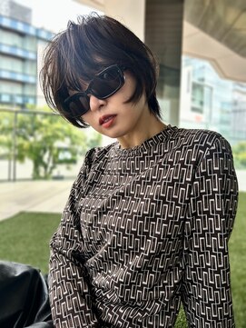 イトシテ 【ESSENCE OF LUXURY】ショートレイヤーウルフ（担当鎌田隆雅）