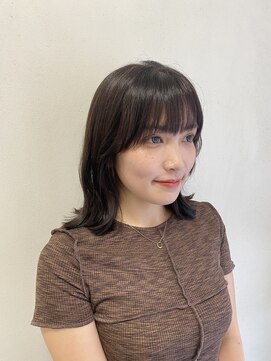 ミュージアム(MUSEUM) 外ハネボブ＋暗めグレージュカラー