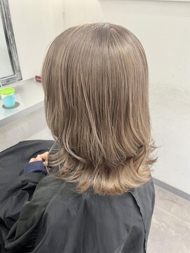 ホリー(HOLLY) ミルクティーベージュ