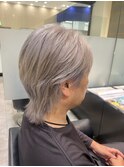ホワイトベージュ×ウルフカット